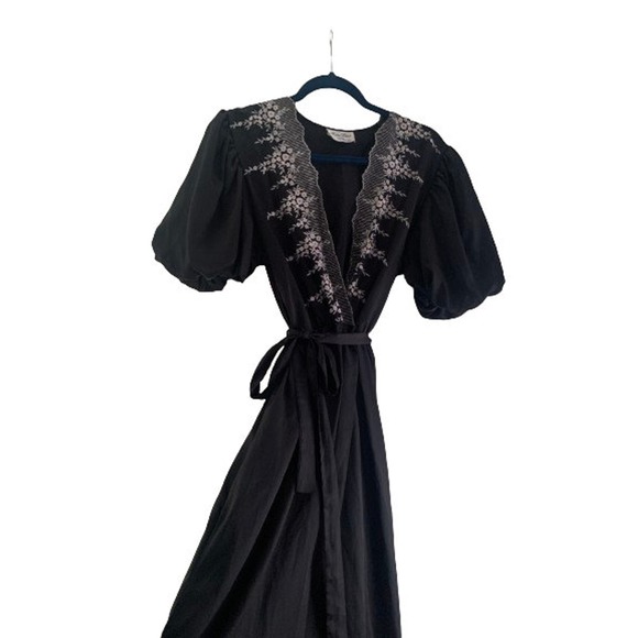 Dior Lingerie Black Embroidered Robe - Picture 7 of 10